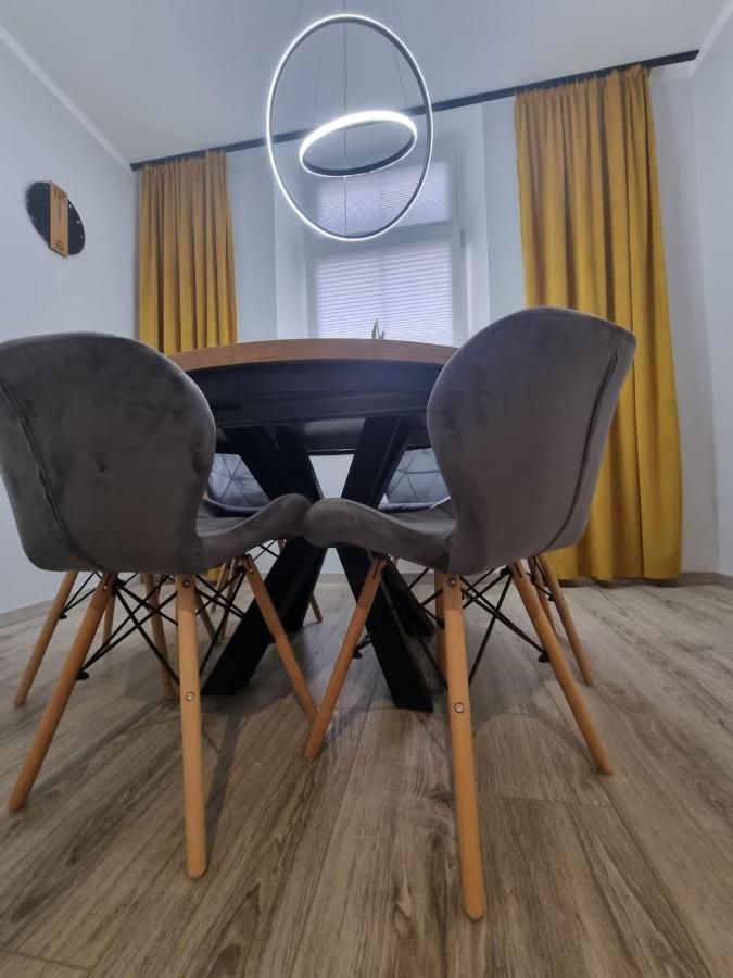 Apartament Lux Lemon Jelenia Gora Luaran gambar