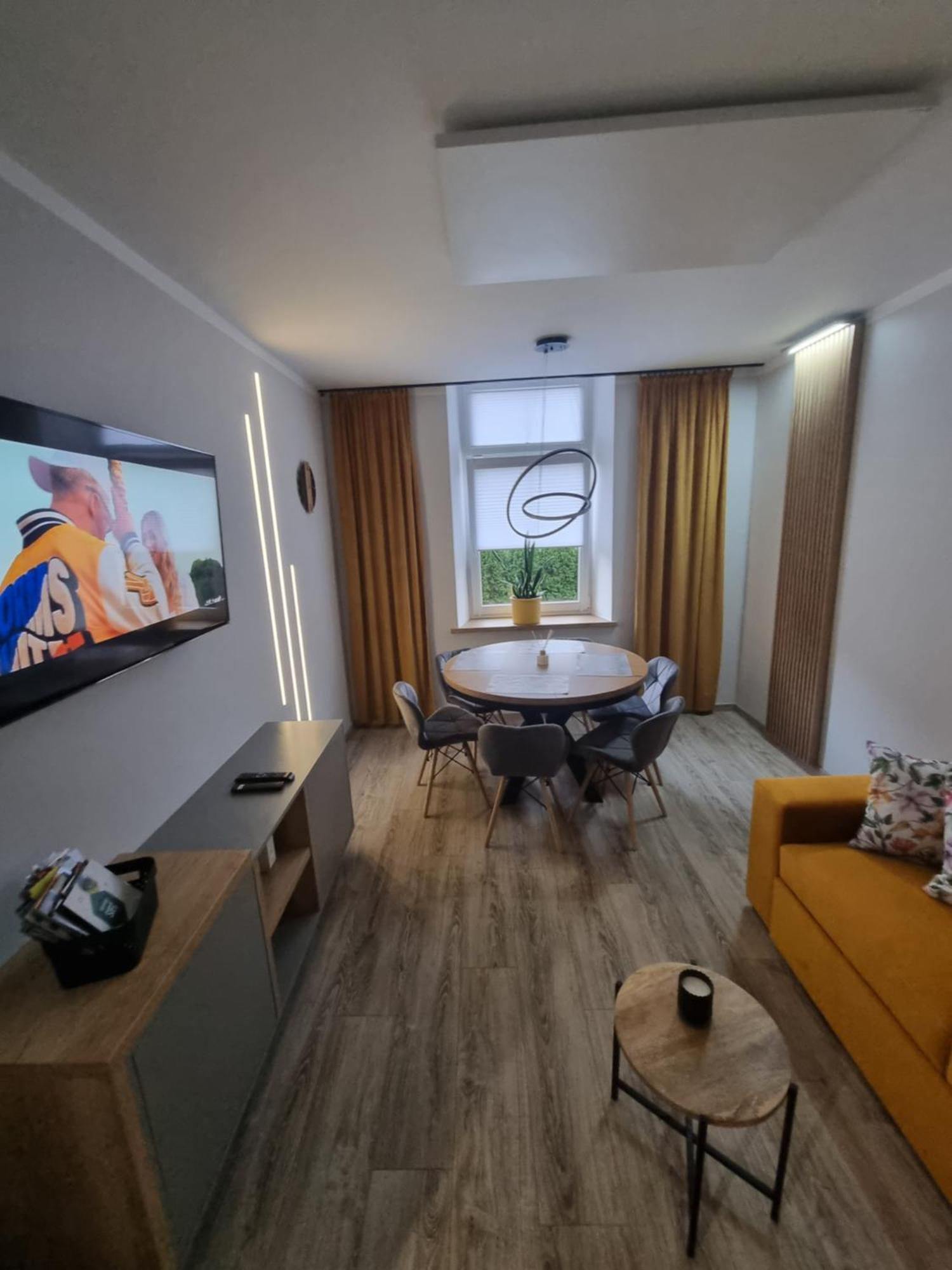 Apartament Lux Lemon Jelenia Gora Luaran gambar